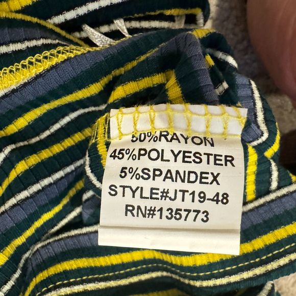 NWT* Olivaceous Ribbed Knit Skirt & Tank Top Set - Women's Size Small - Picture 6 of 11